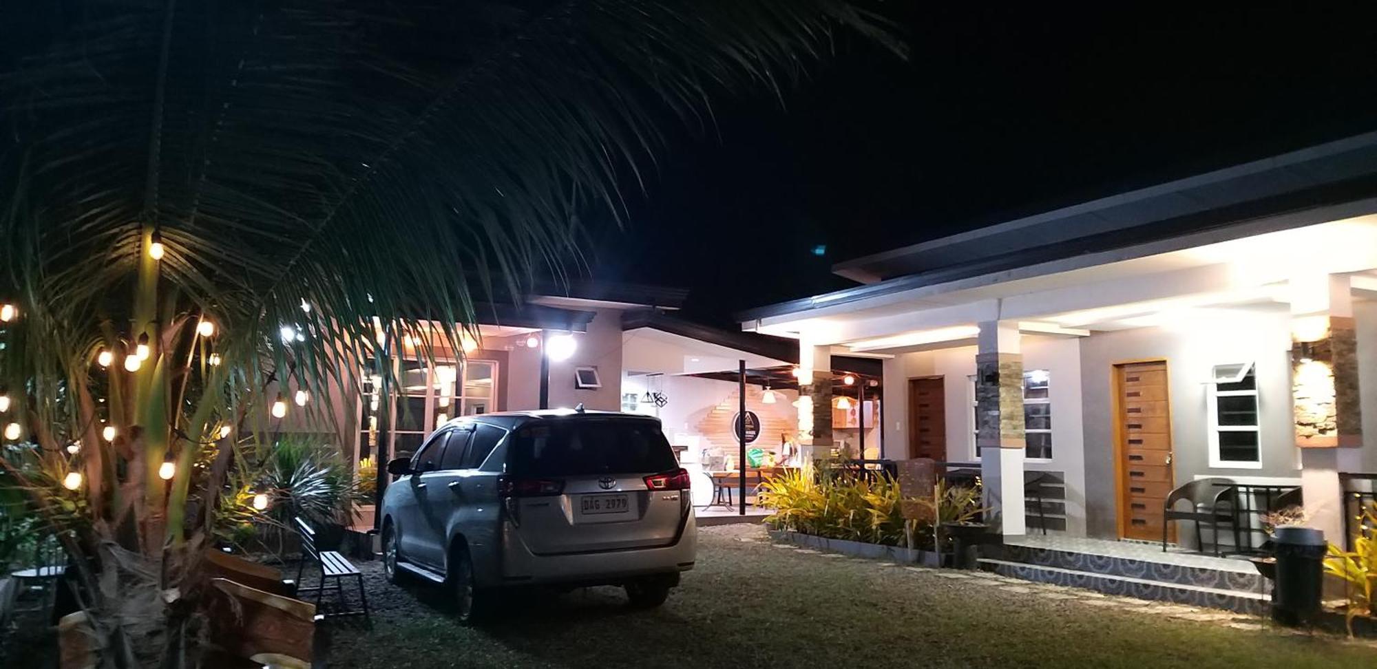 Richville Little Boracay Guest House Calatagan Exterior photo