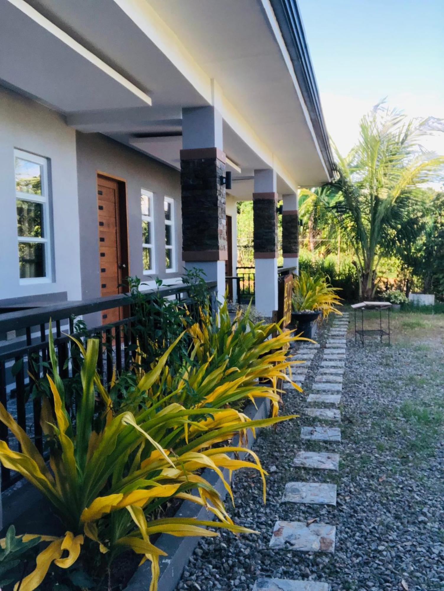 Richville Little Boracay Guest House Calatagan Exterior photo